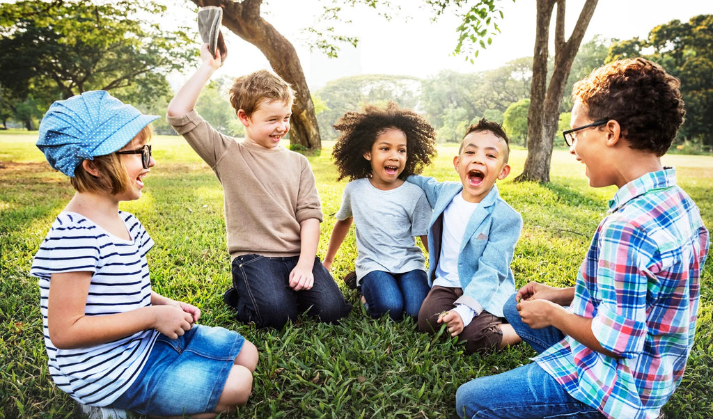 How to Host a Cozy Friendship Day at Home