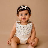 2 Pcs Set Rabbit Print Soft Muslin Adjustable Button Closure Bibs with Matching Bow Hair Tie