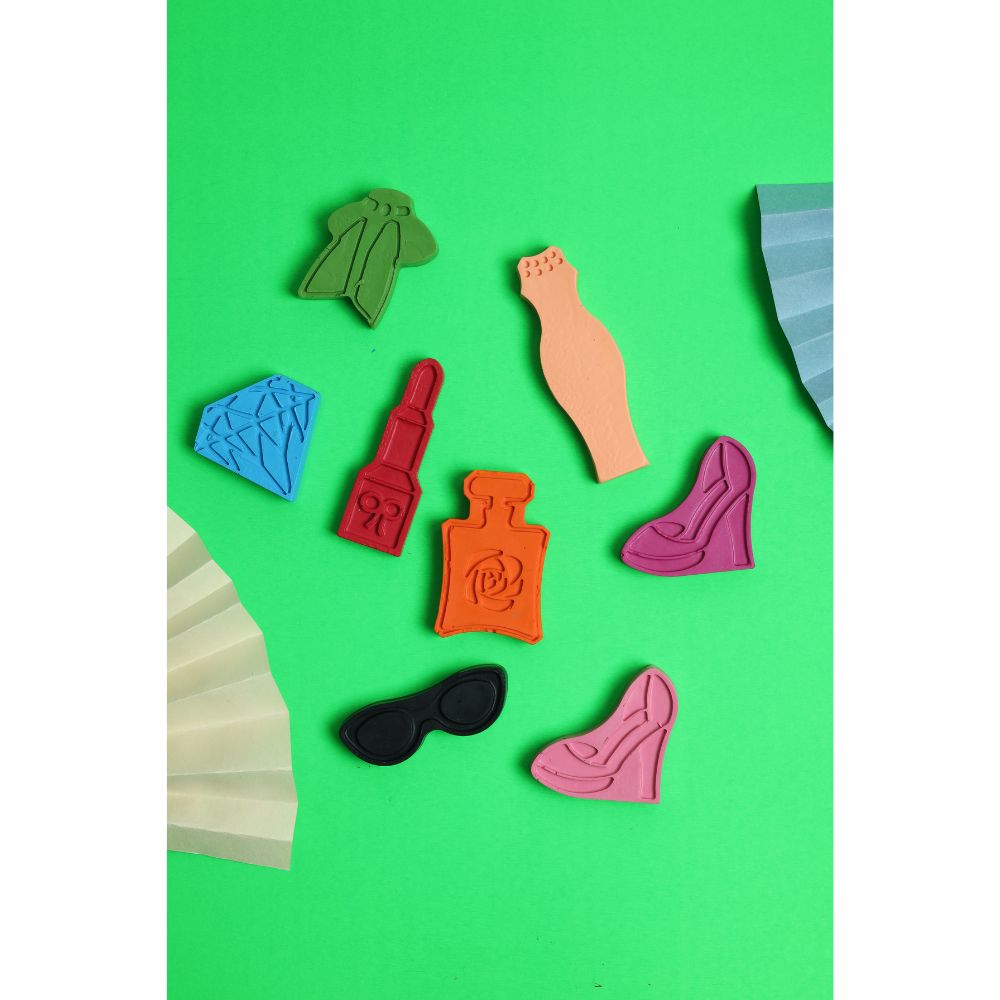 Barbie Theme Crayon Set of 8
